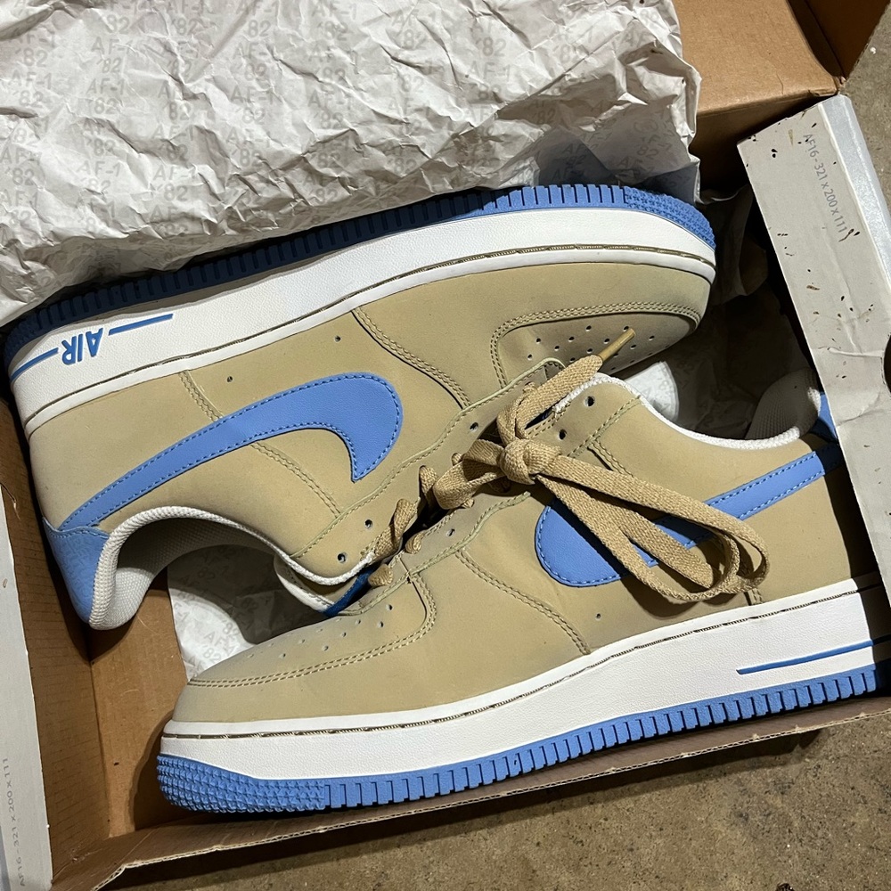 Nike Air Force 1
